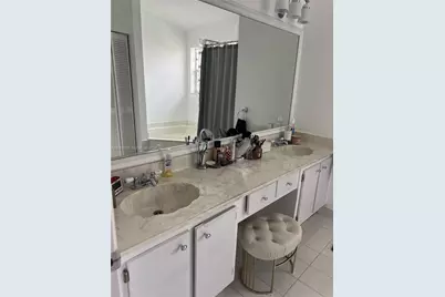 3535 Magellan Cir #524, Aventura, FL 33180 - Photo 21