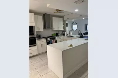 3535 Magellan Cir #524, Aventura, FL 33180 - Photo 9