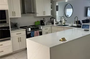 3535 Magellan Cir, Aventura, FL 33180 - Photo 9