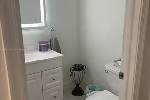 3535 Magellan Cir, Aventura, FL 33180 - Photo 15