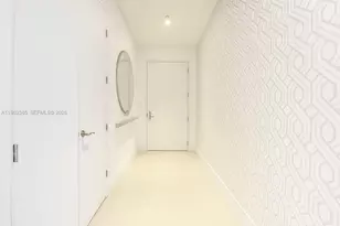 16001 Collins Ave, Sunny Isles Beach, FL 33160 - Photo 3