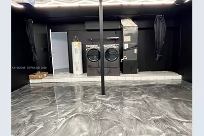 7415 Coldstream Dr, Hialeah, FL 33015 - Photo 5