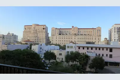 100 Andalusia Ave #402, Coral Gables, FL 33134 - Photo 13