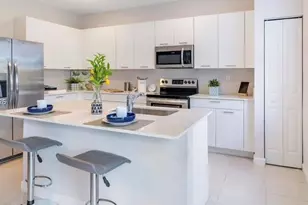 2810 SE 24th Ave, Homestead, FL 33035 - Photo 7