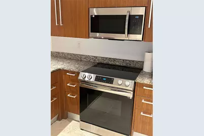 10275 Collins Ave #1403, Bal Harbour, FL 33154 - Photo 9