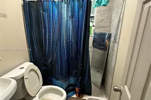 10229 SW 175th St, Miami, FL 33157 - Photo 5