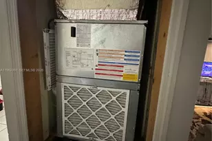 10229 SW 175th St, Miami, FL 33157 - Photo 3