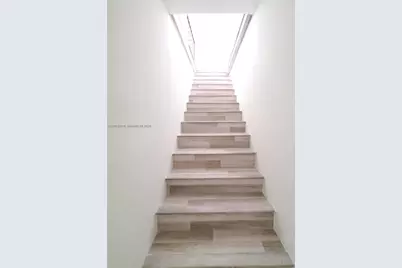 291 W 41st St #0, Hialeah, FL 33012 - Photo 21