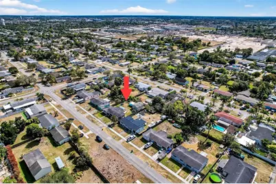 1630 NW 10th St, Homestead, FL 33030 - Photo 9