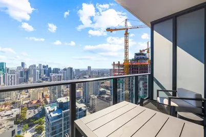 159 NE 6th St #4906, Miami, FL 33132 - Photo 15