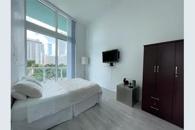 1900 N Bayshore Dr #709, Miami, FL 33132 - Photo 17