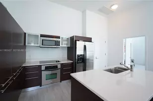 1900 N Bayshore Dr, Miami, FL 33132 - Photo 5