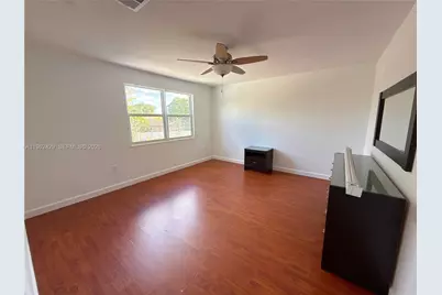 19230 NW 87th Pl, Hialeah, FL 33018 - Photo 41