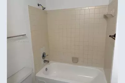 2445 SW 18th Ter #915, Fort Lauderdale, FL 33315 - Photo 13