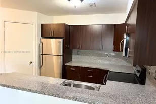 2445 SW 18th Terrace, Fort Lauderdale, FL 33315 - Photo 5