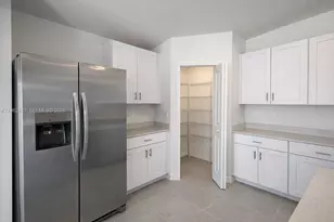 17240 Cantu Ct, Fort Myers, FL 33917 - Photo 5