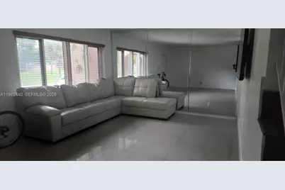 23 N Valencia Dr #2-32, Davie, FL 33324 - Photo 13