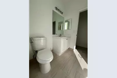 238 NE 31st Ave #Efficiency, Homestead, FL 33033 - Photo 3
