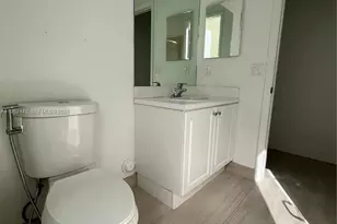 238 NE 31st Ave, Homestead, FL 33033 - Photo 3