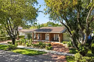 16140 Aberdeen Way, Miami Lakes, FL 33014 - Photo 5