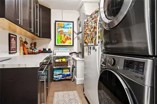 16140 Aberdeen Way, Miami Lakes, FL 33014 - Photo 31