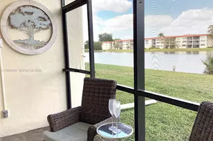 9423 S Hollybrook Lake Dr, Pembroke Pines, FL 33025 - Photo 51