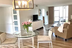 9423 S Hollybrook Lake Dr, Pembroke Pines, FL 33025 - Photo 15