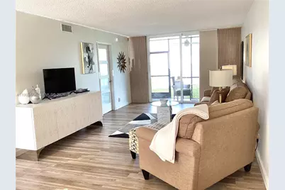 9423 S Hollybrook Lake Dr #106, Pembroke Pines, FL 33025 - Photo 27