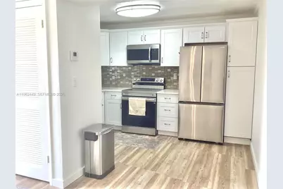 9423 S Hollybrook Lake Dr #106, Pembroke Pines, FL 33025 - Photo 3