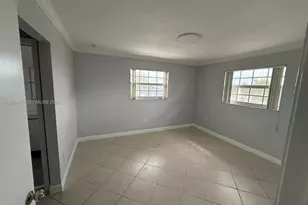 948 E 47th St, Hialeah, FL 33013 - Photo 13