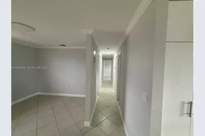 948 E 47th St #2nd Floor, Hialeah, FL 33013 - Photo 7