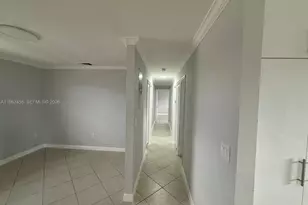 948 E 47th St, Hialeah, FL 33013 - Photo 7