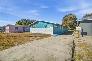 907 20th N St, Fort Pierce, FL 34950 - Photo 17