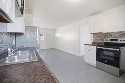 907 20th N St #B, Fort Pierce, FL 34950 - Photo 7