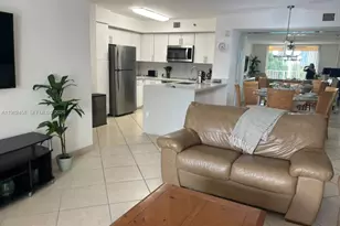 19999 E Country Club Dr, Aventura, FL 33180 - Photo 7