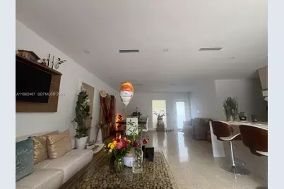 [Address not provided], Miami, FL 33173 - Photo 3