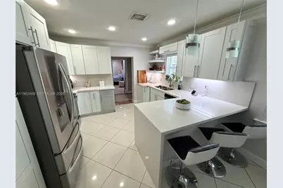 300 SW 71st Ave, Miami, FL 33144 - Photo 3