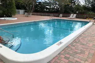 1300 NE Miami Gardens Dr, Miami, FL 33179 - Photo 15