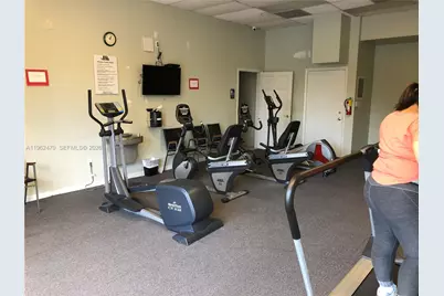 1300 NE Miami Gardens Dr #804E, Miami, FL 33179 - Photo 17