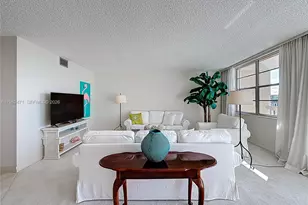 8530 Byron Ave, Miami Beach, FL 33141 - Photo 11