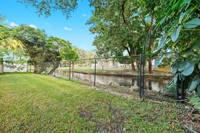 400 SW 62nd Ave, Plantation, FL 33317 - Photo 31
