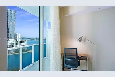 1900 N Bayshore Dr #1708, Miami, FL 33132 - Photo 7