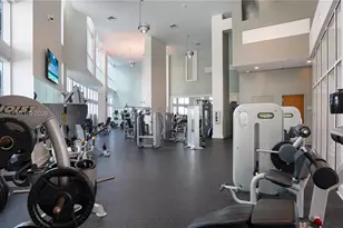1900 N Bayshore Dr, Miami, FL 33132 - Photo 27