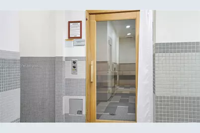 1900 N Bayshore Dr #1708, Miami, FL 33132 - Photo 31