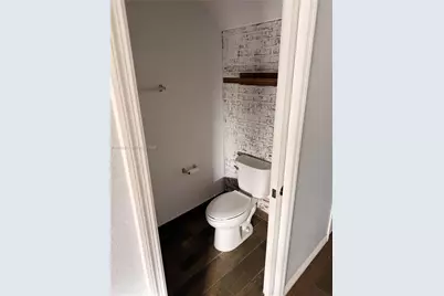 1040 NW 33rd Ct #1040, Pompano Beach, FL 33064 - Photo 9