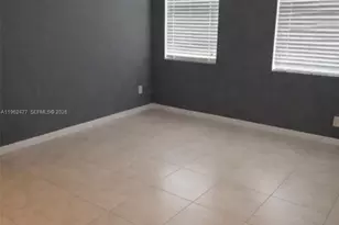 1040 NW 33rd Ct, Pompano Beach, FL 33064 - Photo 9