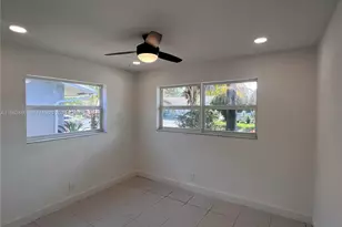 7313 NW 57th Ct, Tamarac, FL 33321 - Photo 9