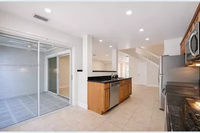 5327 Sapphire Valley, Boca Raton, FL 33486 - Photo 9