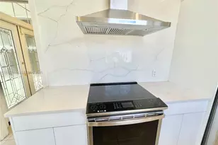 7625 SE Bay Cedar Cir, Hobe Sound, FL 33455 - Photo 17