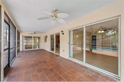 2605 NW 98th Ln, Coral Springs, FL 33065 - Photo 25